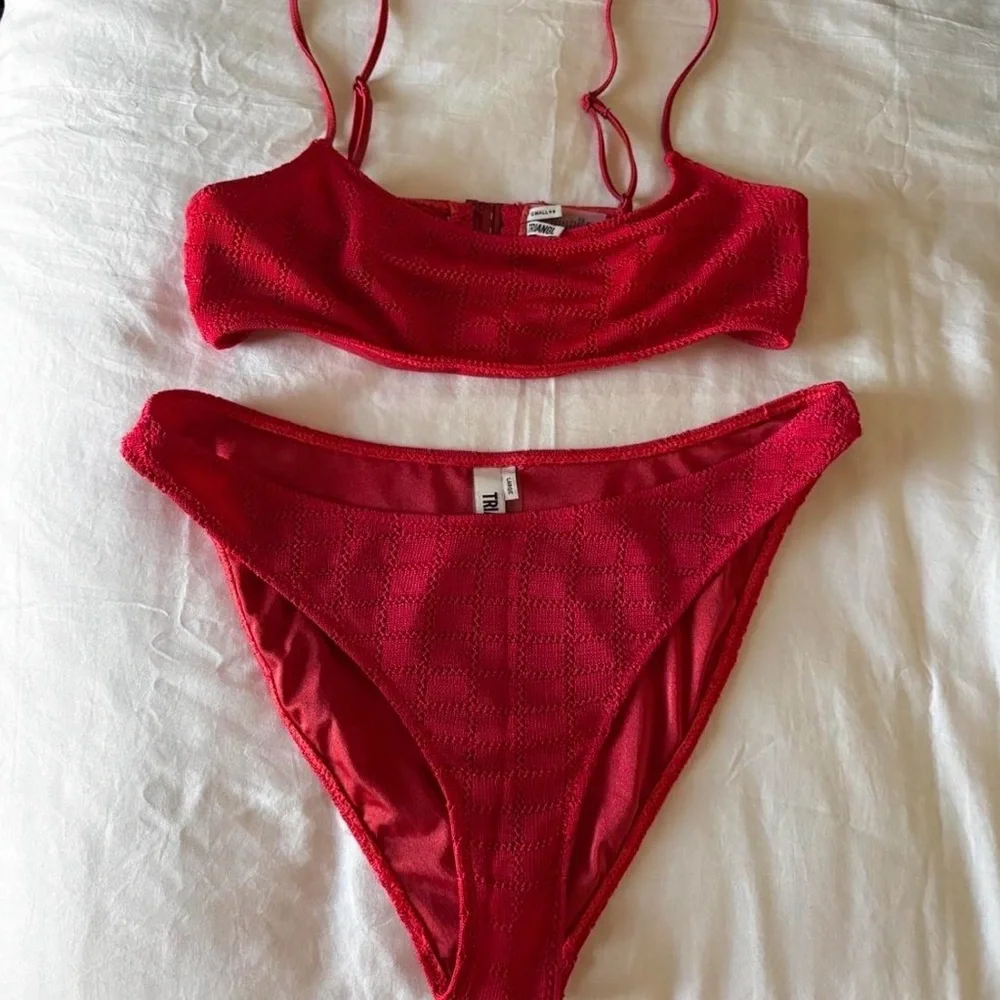 triangl swimwear Red Textured Bikini Set